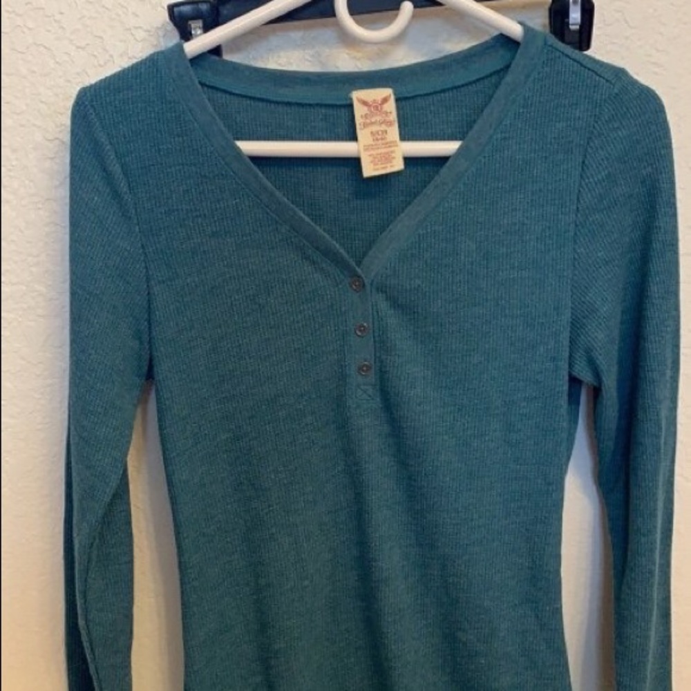 Blue long sleeve shirt